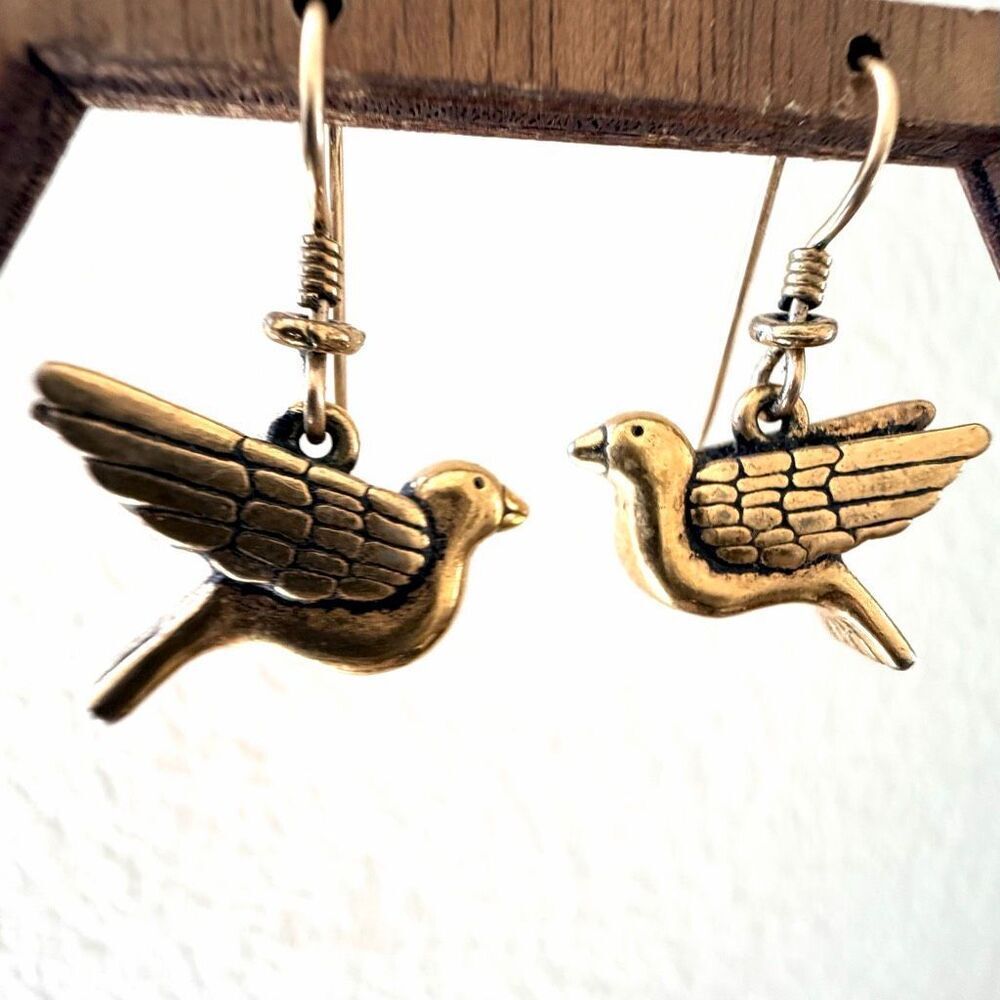 Laurel Burch Bird Dangle Earrings Gold Tone Whimsical Flying Bird